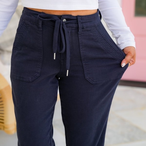 Judy Blue Joggers 16W NWT - Picture 6 of 12